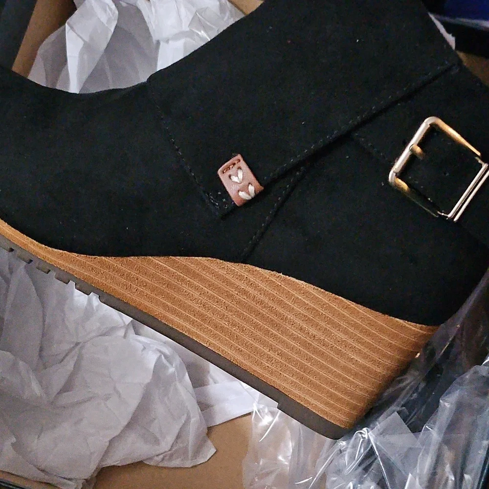 Dr. Scholl's Women's Create Wedge Booties (Black Microfiber) - Size 8.5